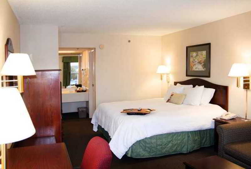Dublin Inn And Suites Exterior foto